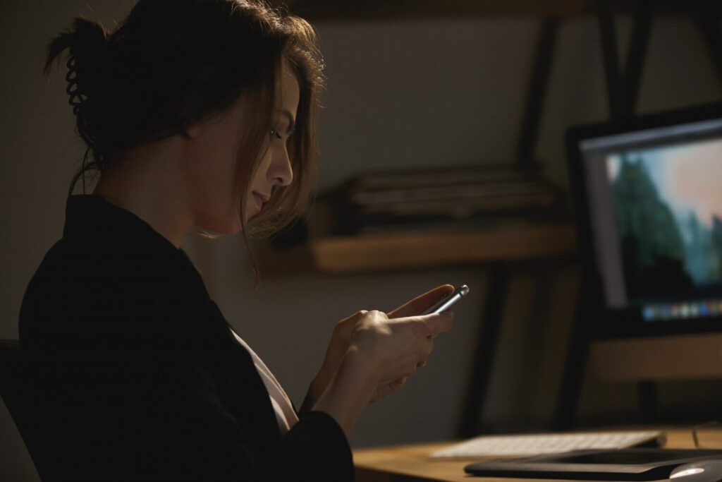 telefon lehallgató app