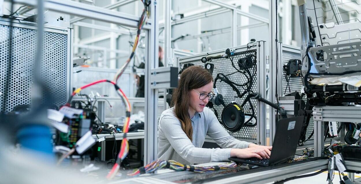 Munkalehetőségek Budapesten: az építőipartól a technológiáig